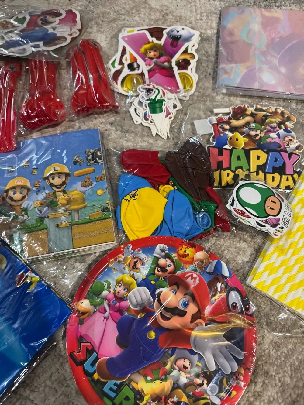 Super Mario misc party supplies